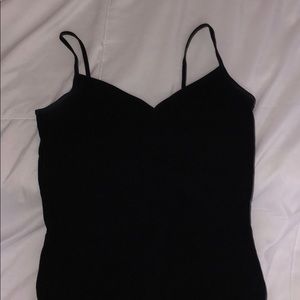 black v neck tank